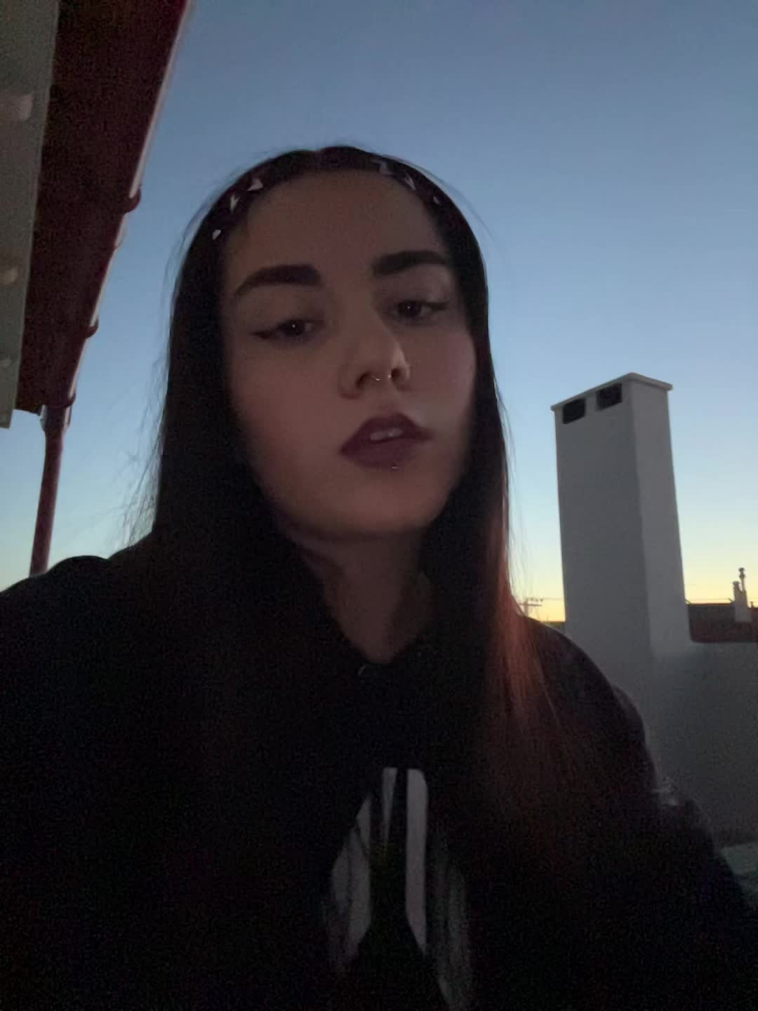 @d1miitra