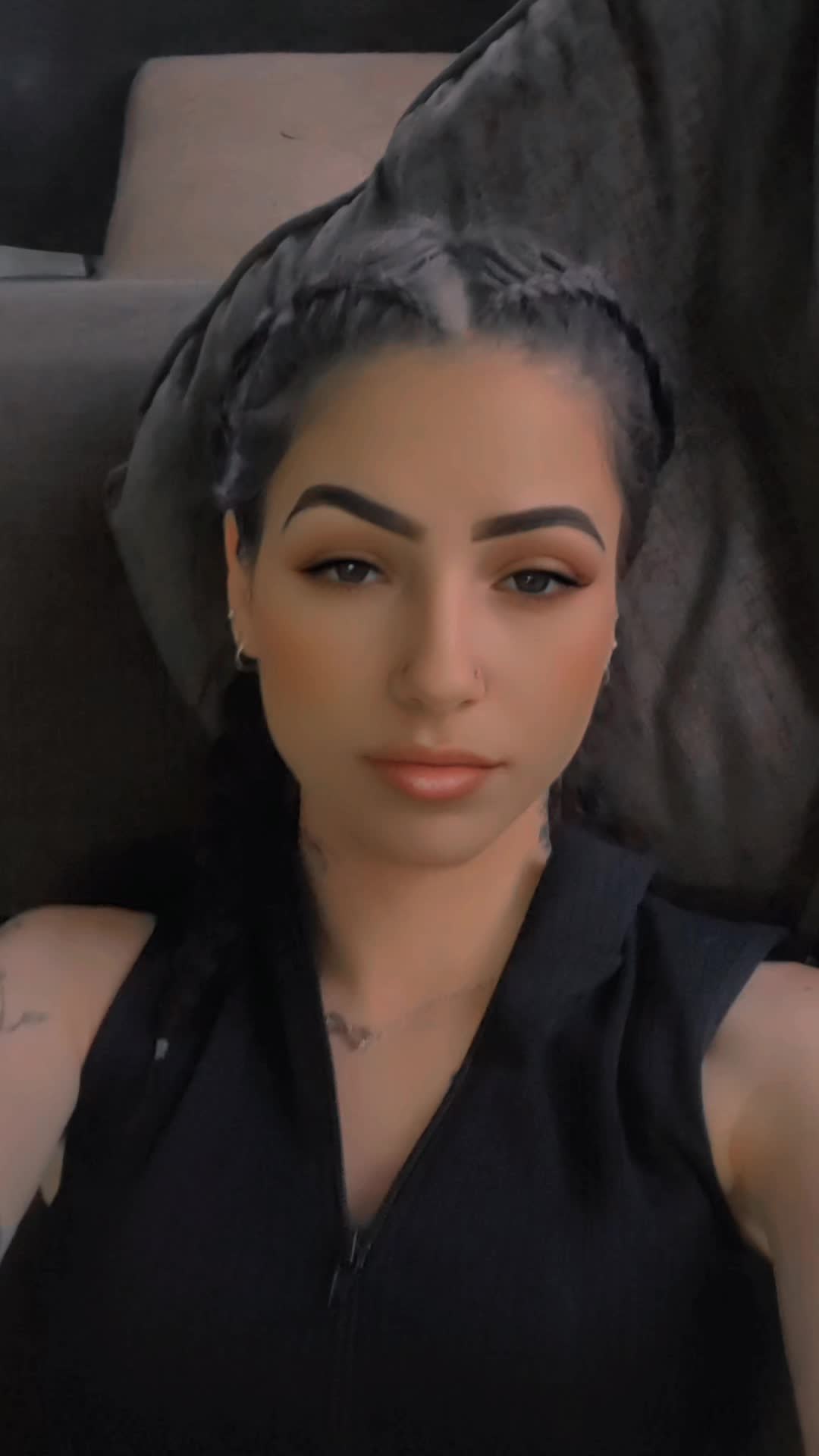 @zanitee_