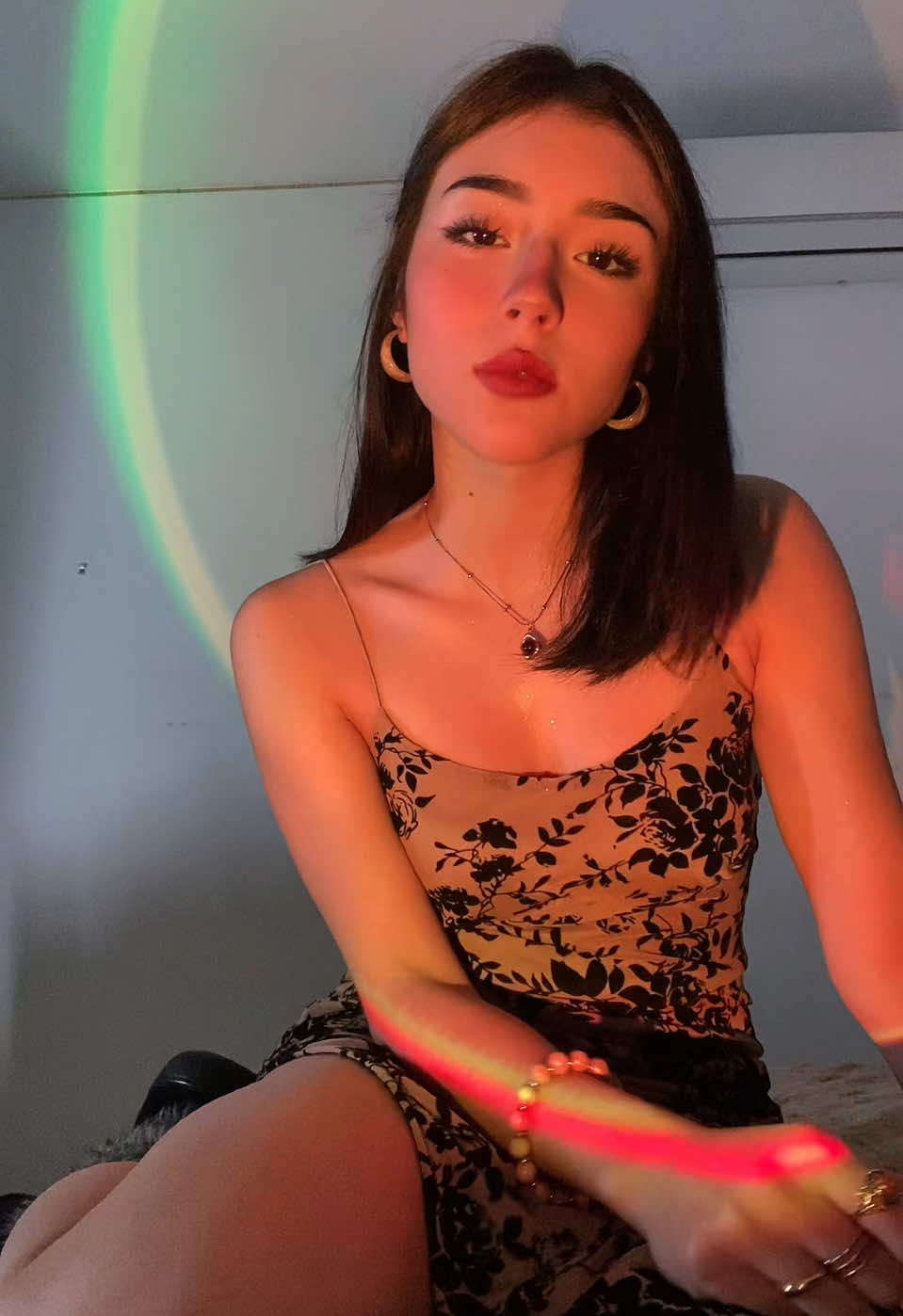 @️