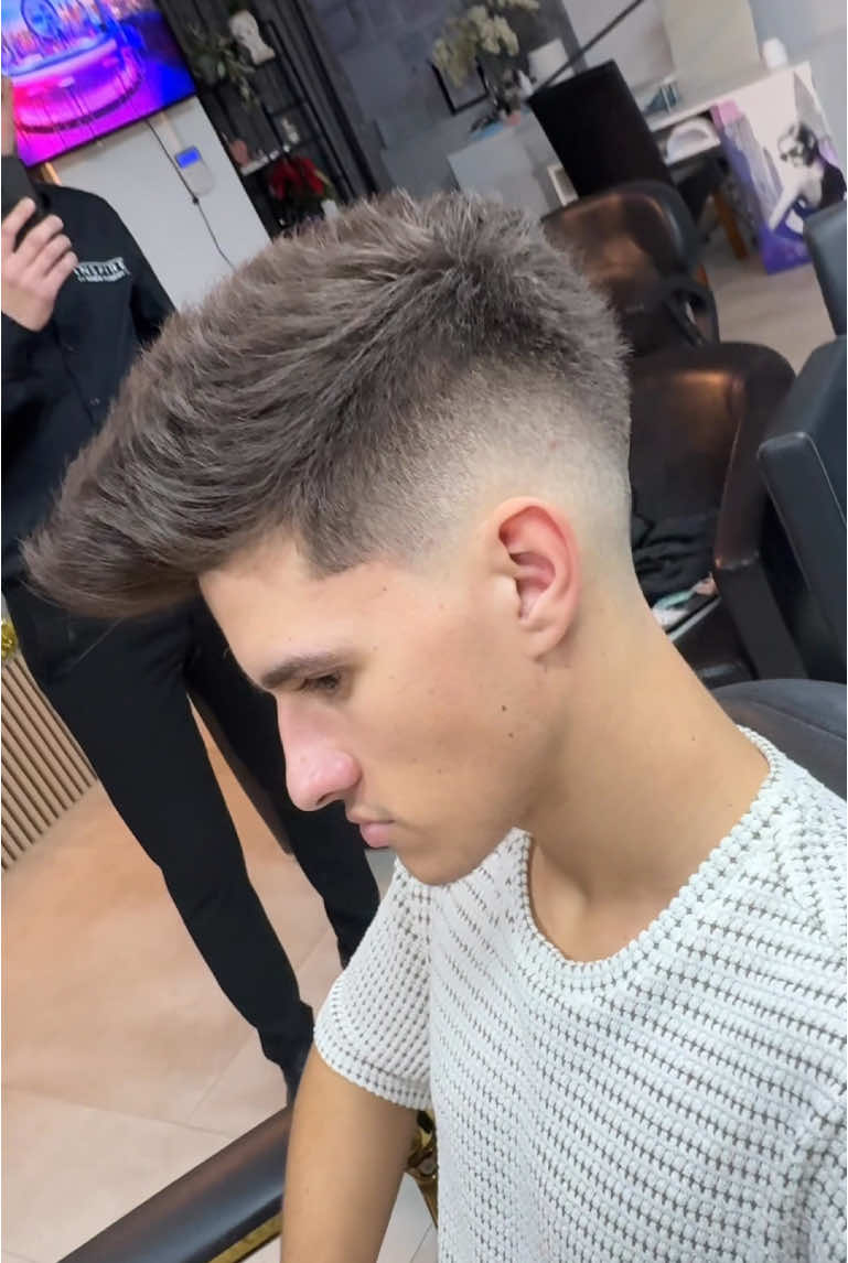 @fadeacademysalon
