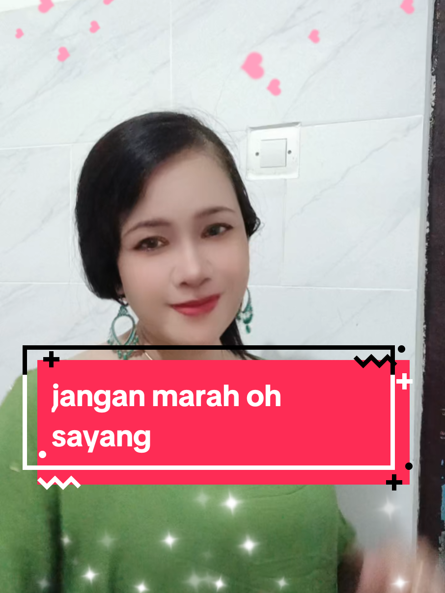 @CHRISTI TARA