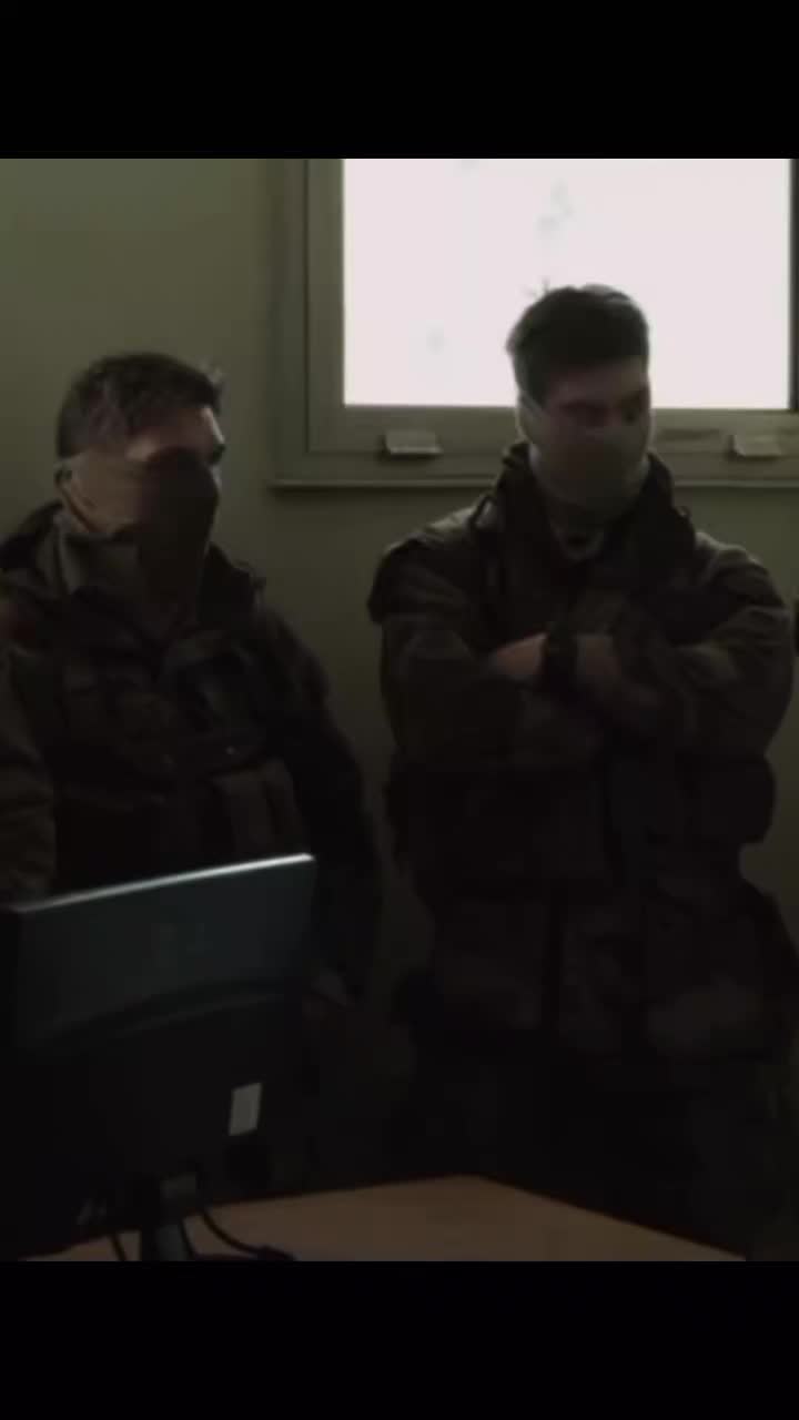 @Frost_Derek