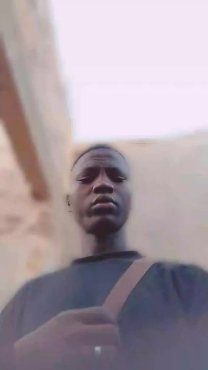 @valdese le ch&atilde;r&ouml;