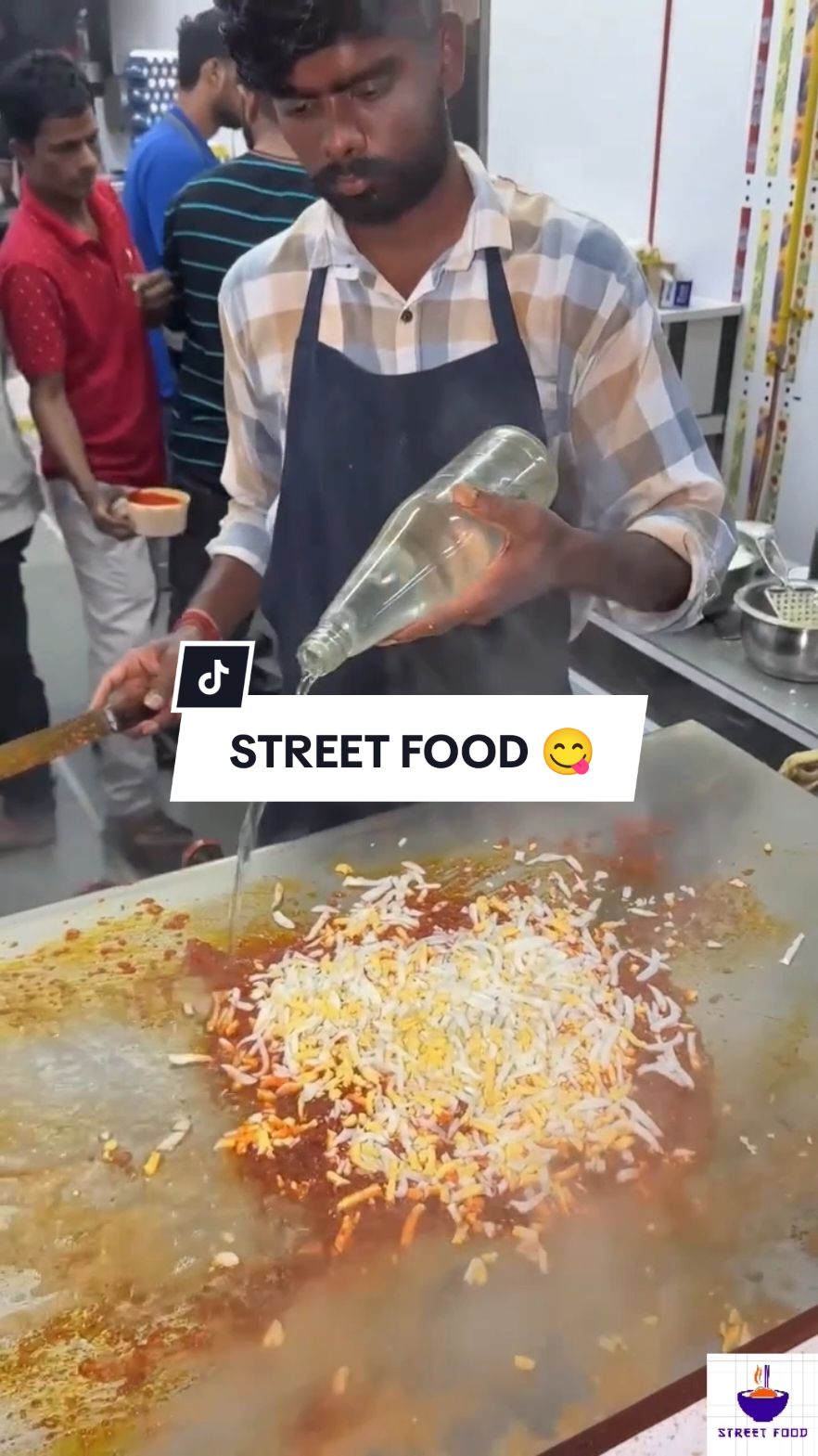@𝗦𝘁𝗿𝗲𝗲𝘁 𝗙𝗼𝗼𝗱