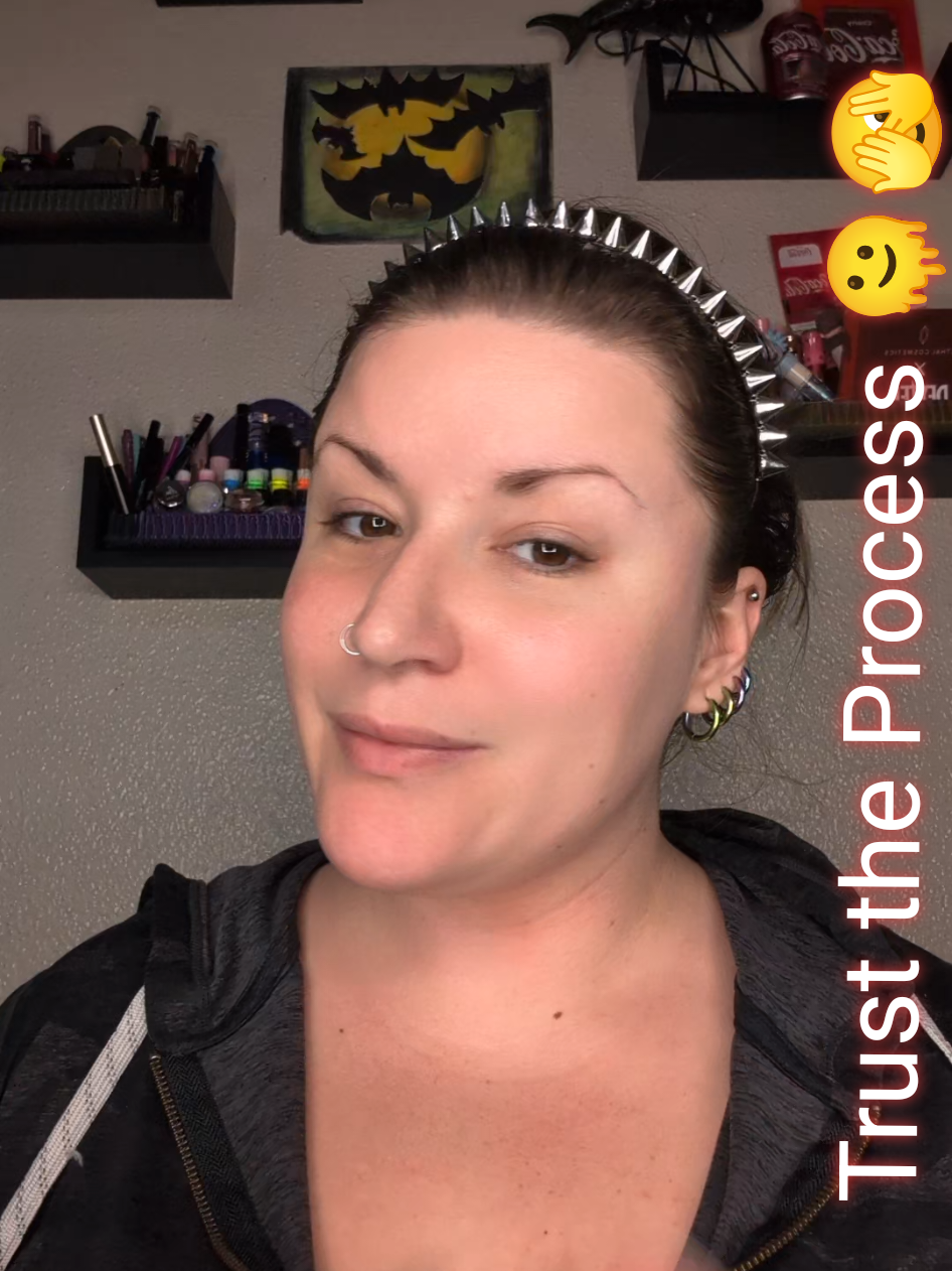 @TheGoodTheBadTheGlittery🇨🇦