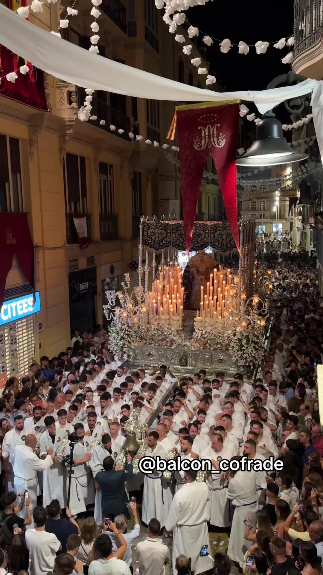 @Balcon_cofrade