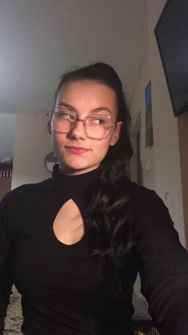 @🫂💋