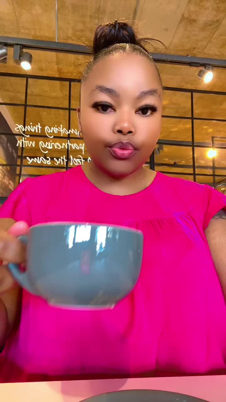 @&hearts; Sanelisiwe&hearts;