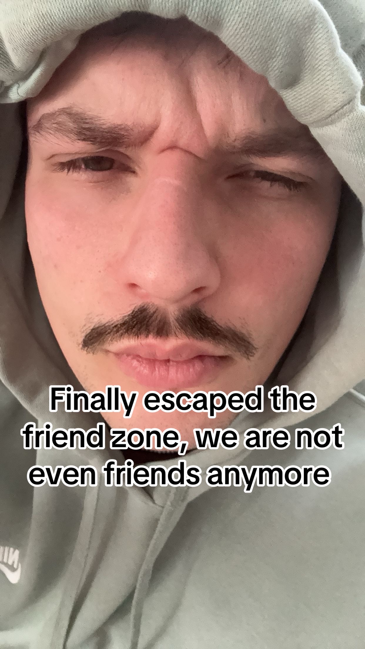 @￶