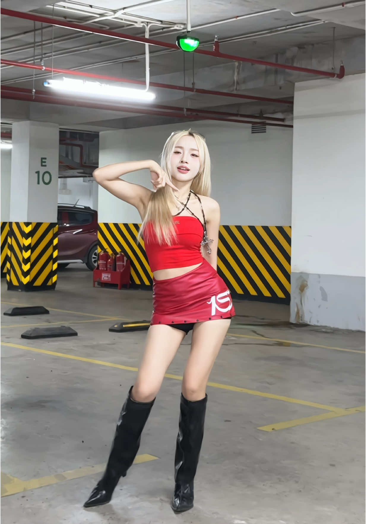 @L&ugrave;n m&agrave; ch&aacute;y 🔥