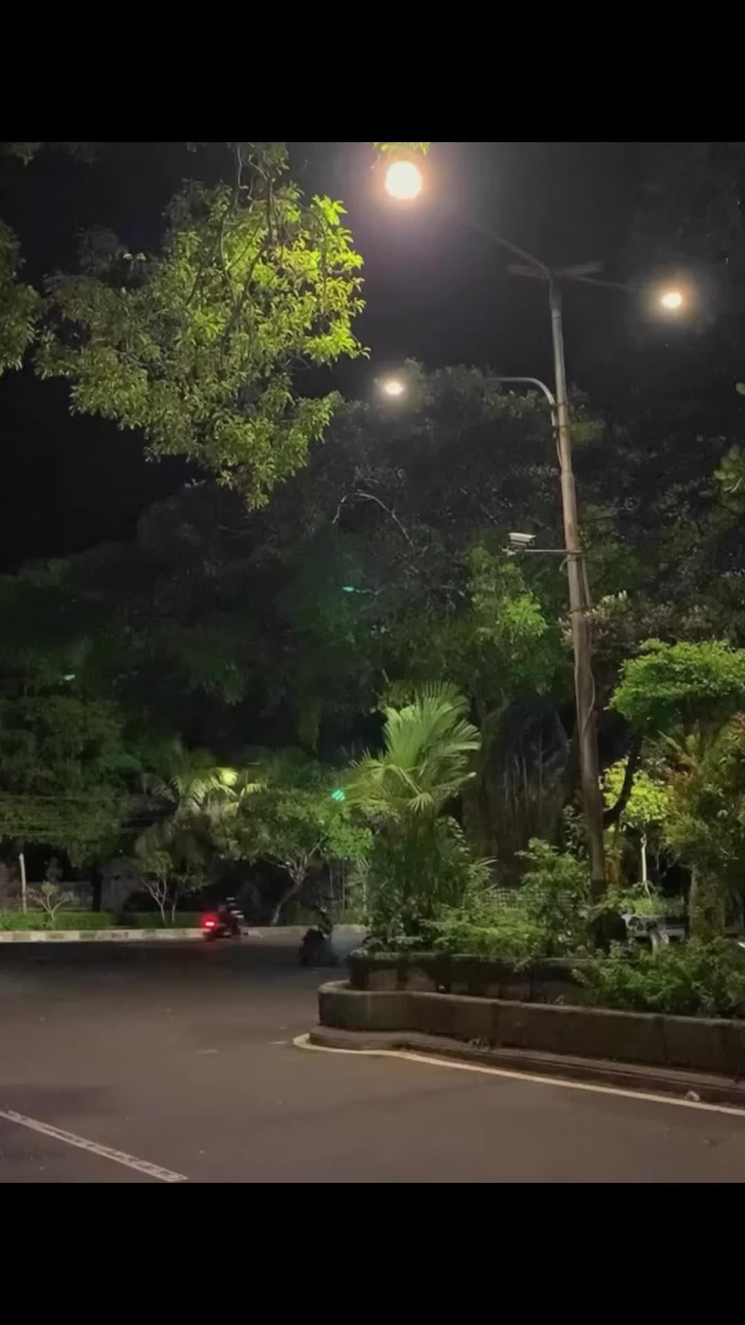 @𝚂𝚊𝚍𝚋𝚘𝚢🥀