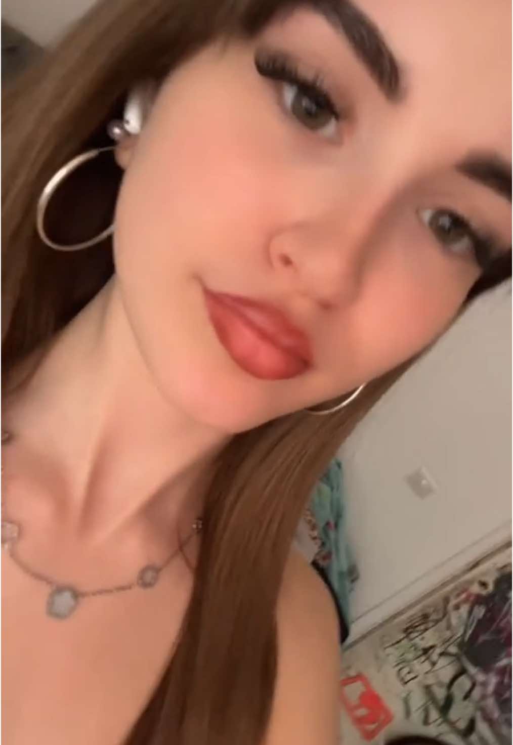 @vee