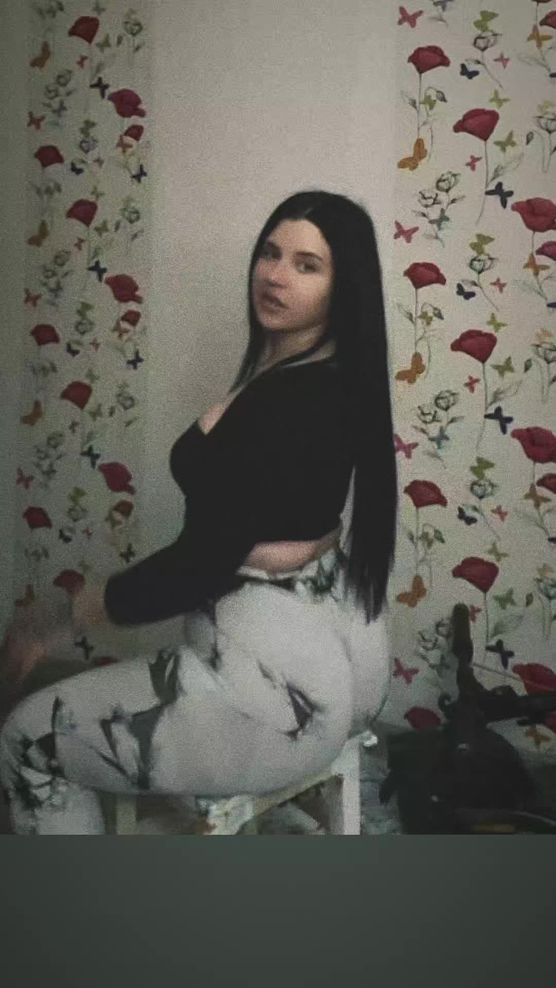 @🩷Ana🩷