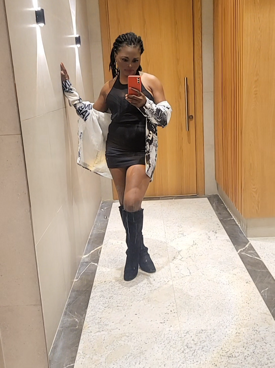 @Ella Diva