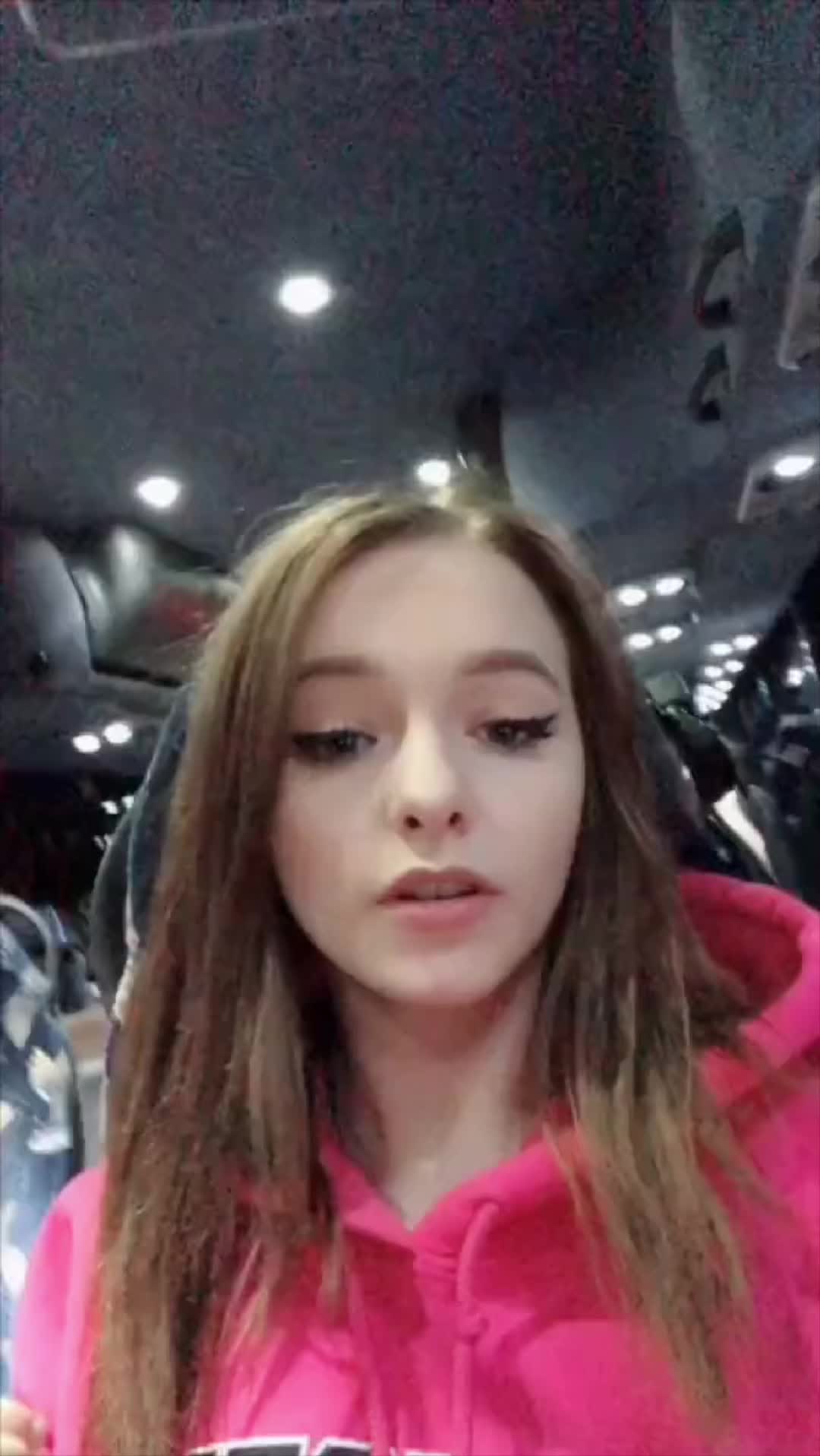 @LoveZoe💝