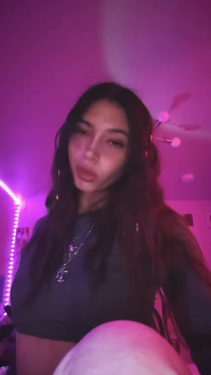 @www.akucjj