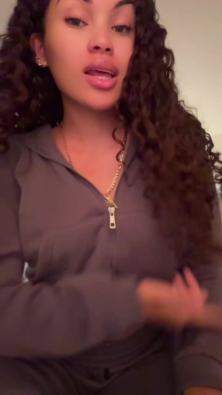 @𝓦𝓲𝓵𝓵𝓪𝓶𝓮𝓪𝓷𝓪