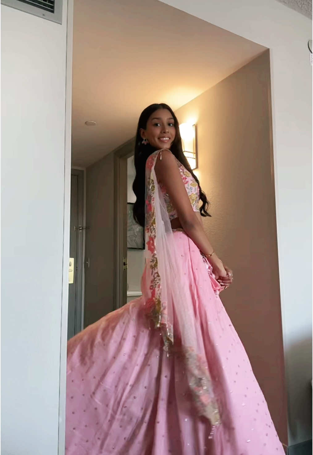 @DIYA PATEL 🥂🫧🪩💫