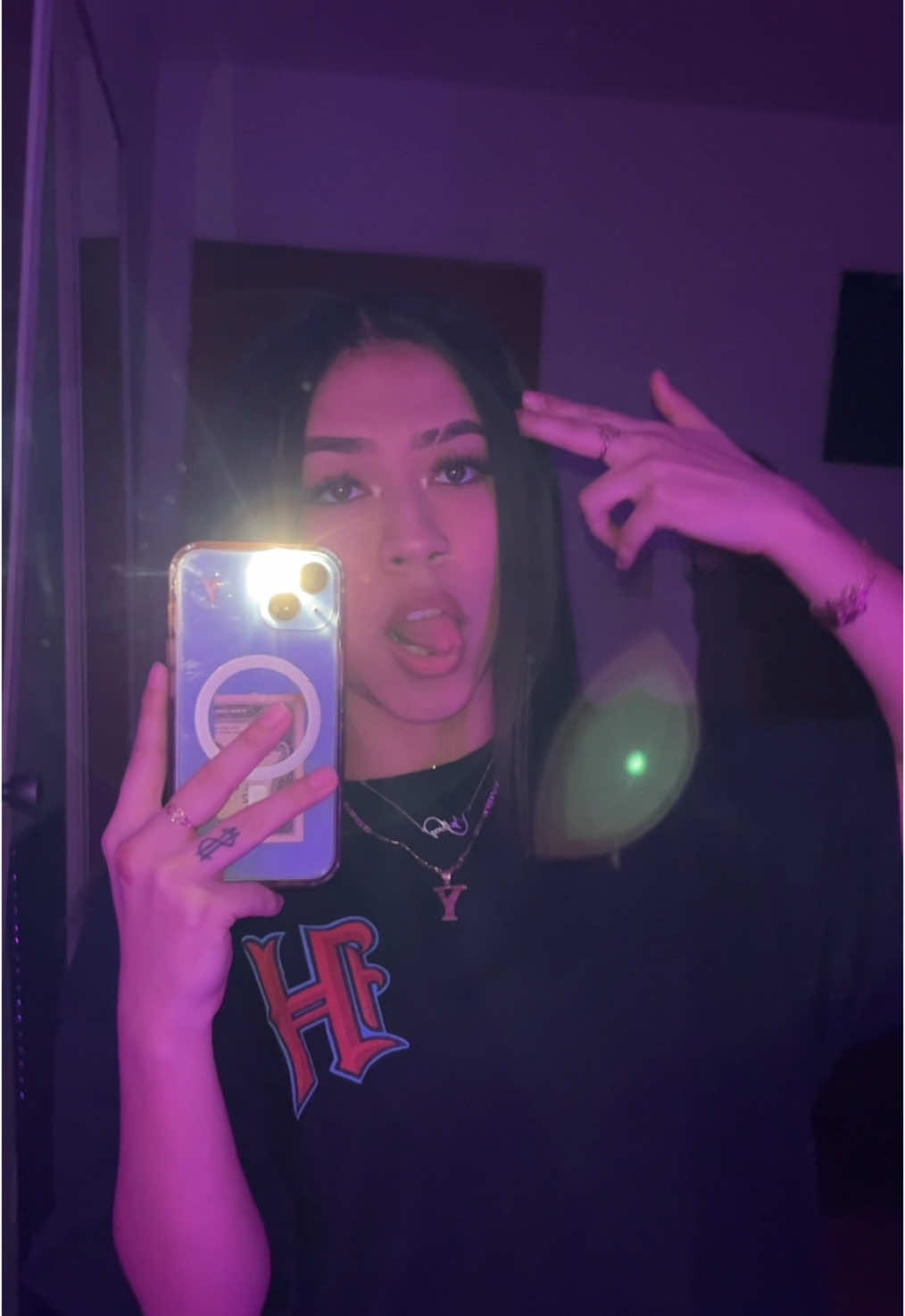 @Lexyy