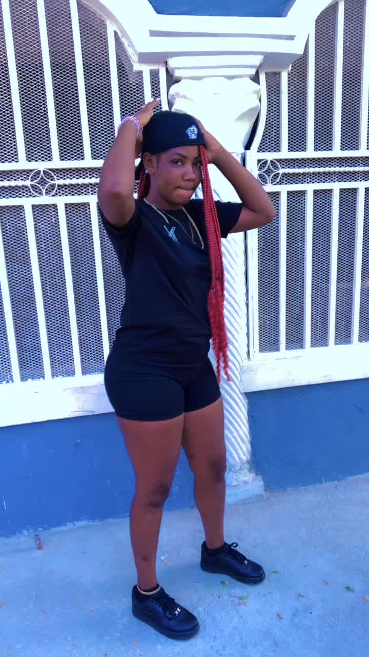 @Labellenana010