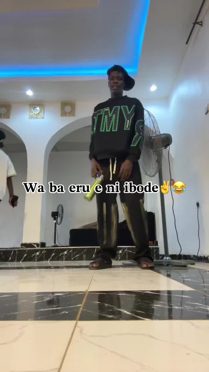 @latshow01