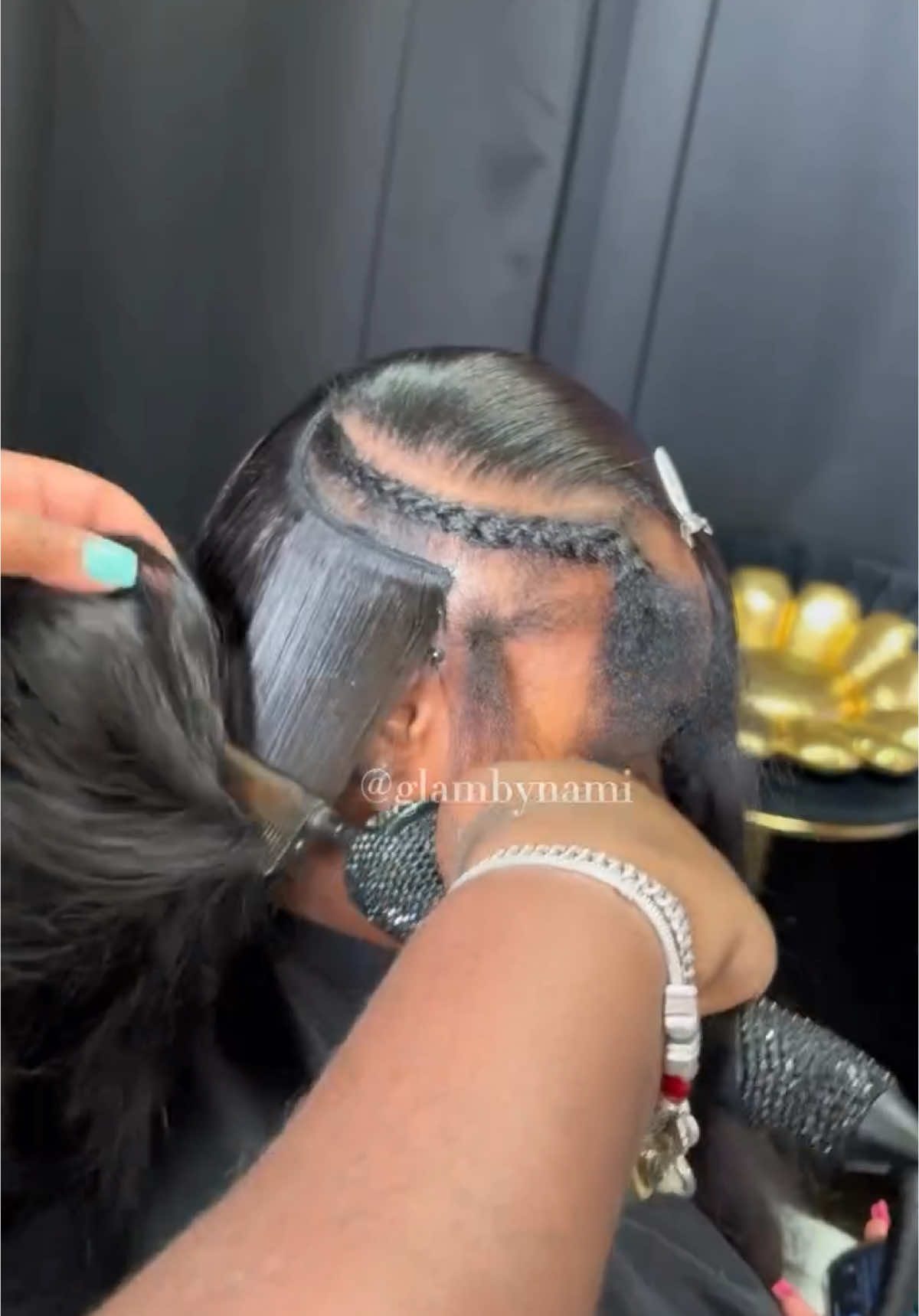 @LavishHairObsession