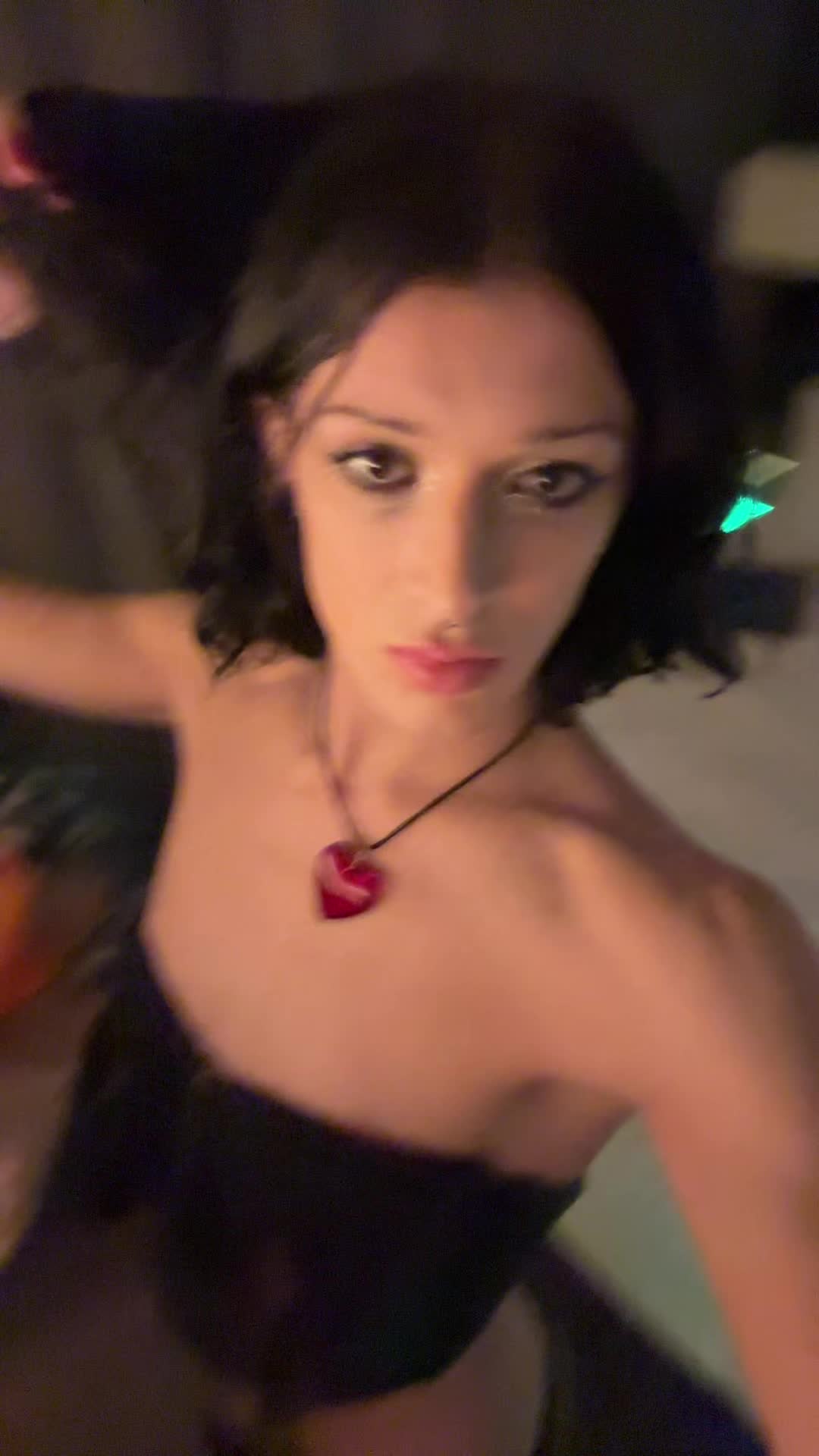 @￼