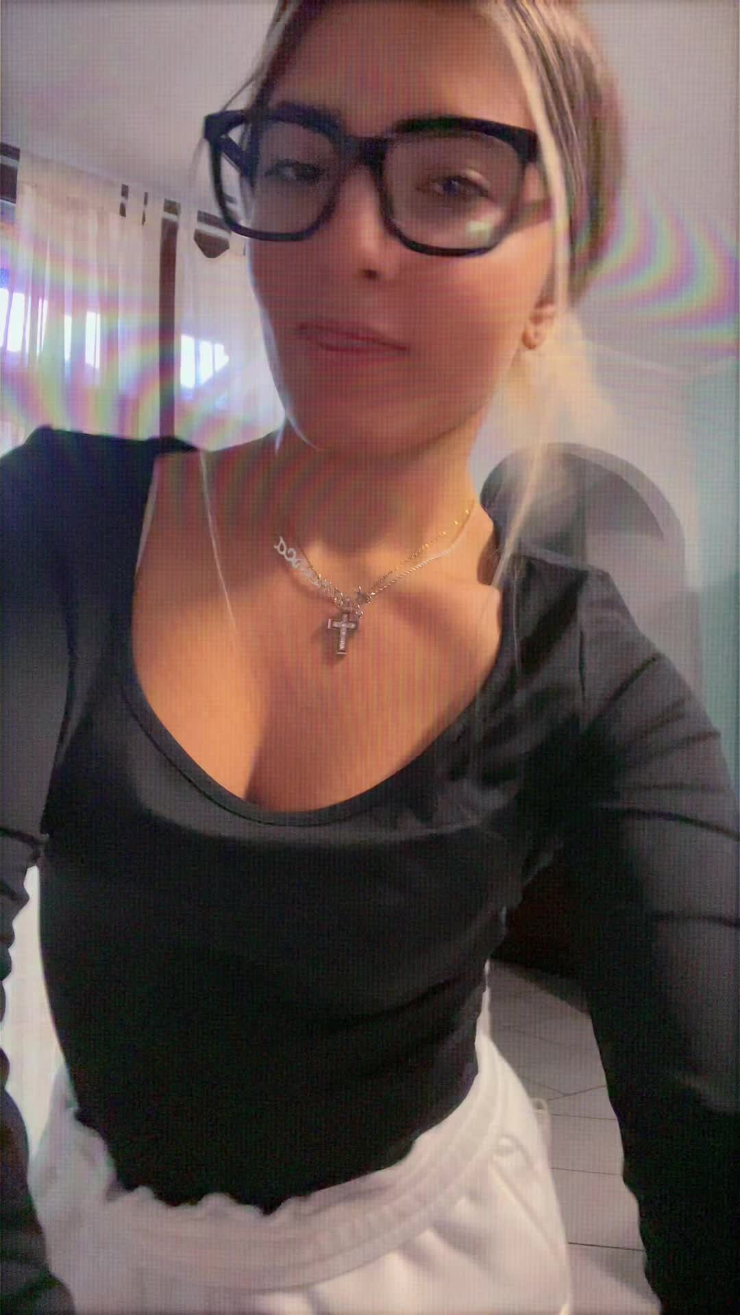 @FB❤️&zwj;🔥