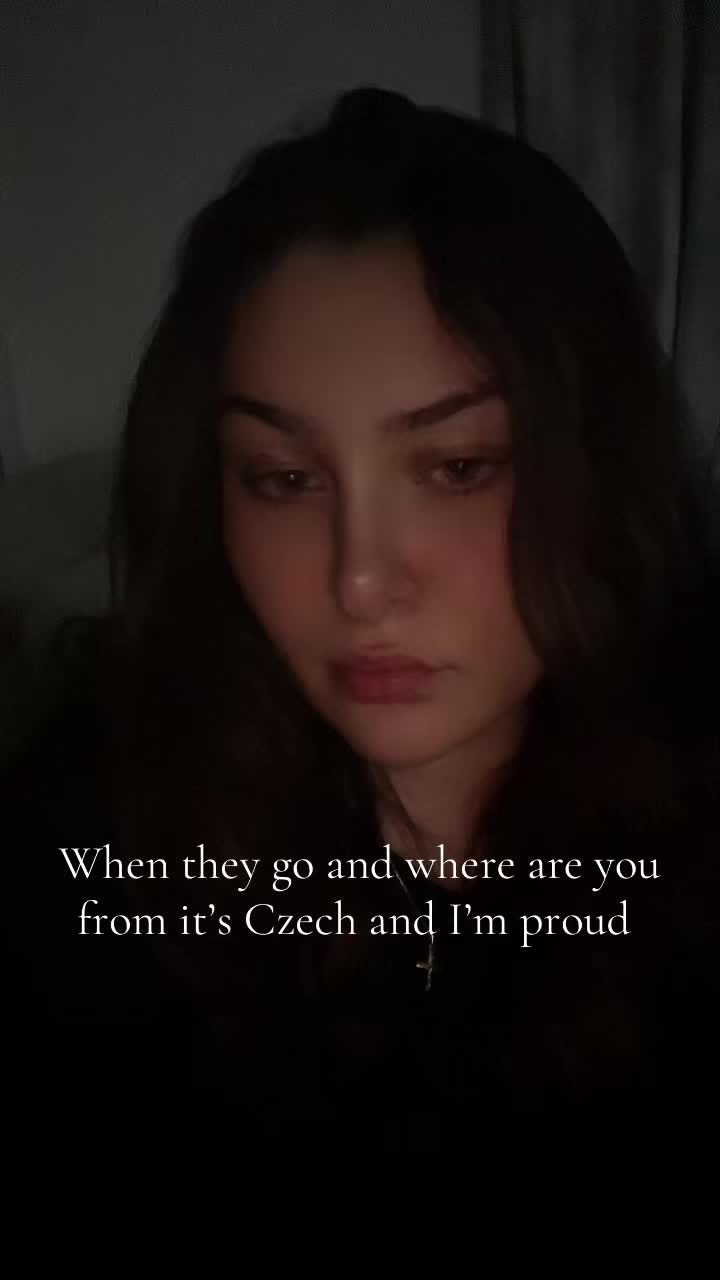 @𝕊𝕒𝕣𝕒 ❀ ℬℯℯ 🐝