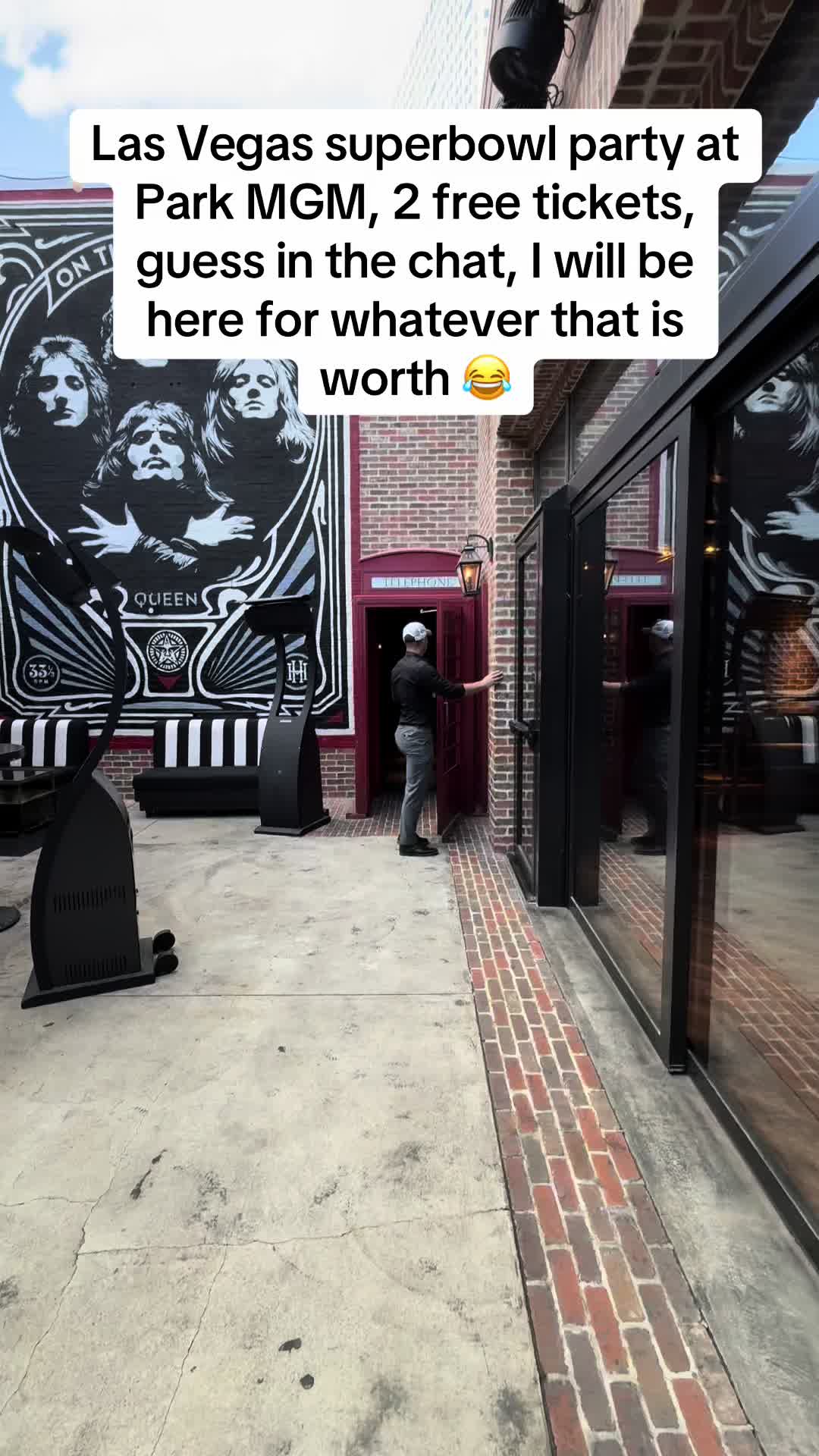 @The Vegaspaulyc show