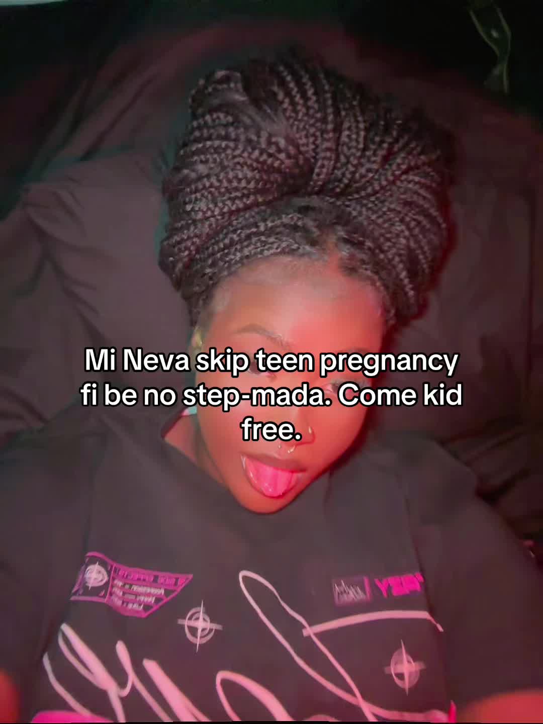 @Nikayda Nikeira
