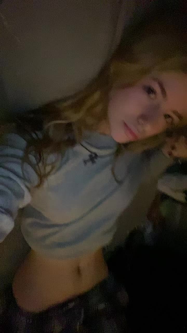 @🧛🏻&zwj;♀️