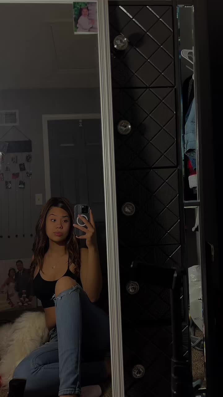 @Esmeralda