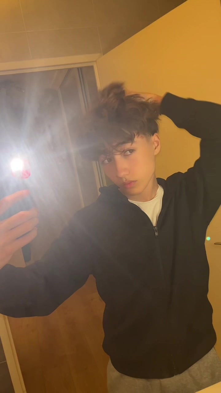 @M6xence