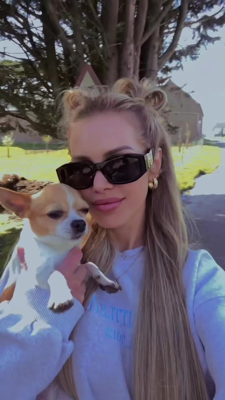 @ADIXIA