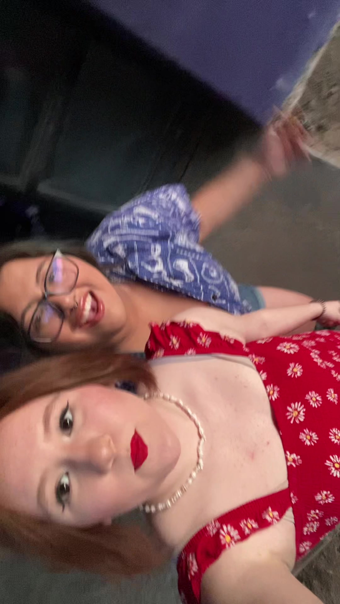 @bella