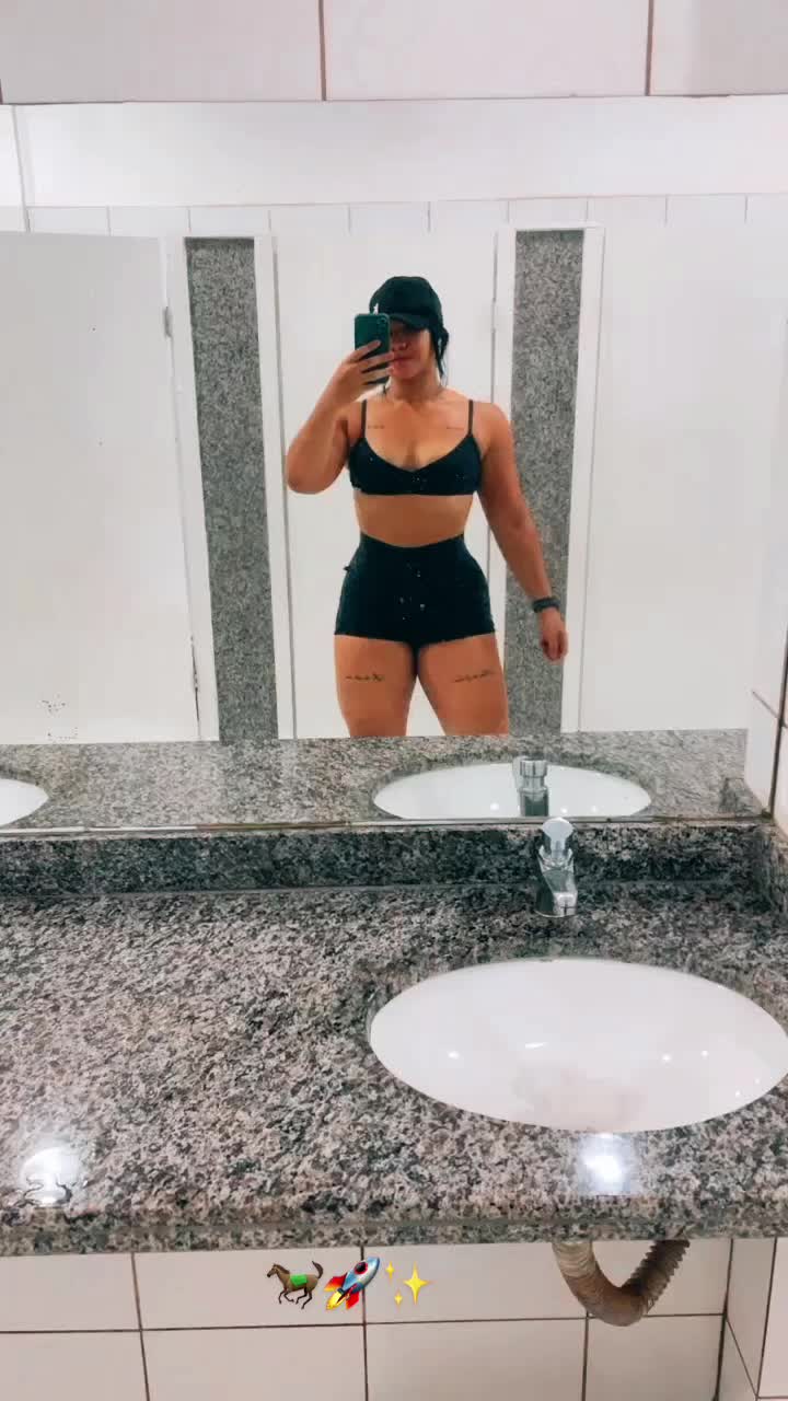 @Lorena Ferreira 💖