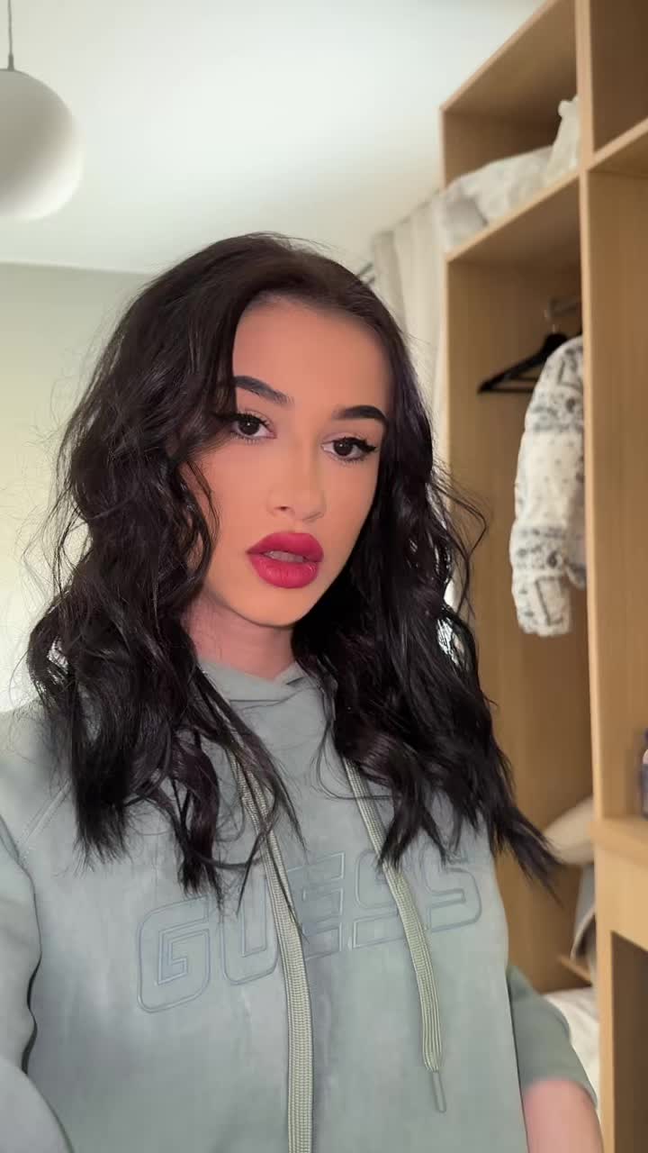 @Iulia🩵