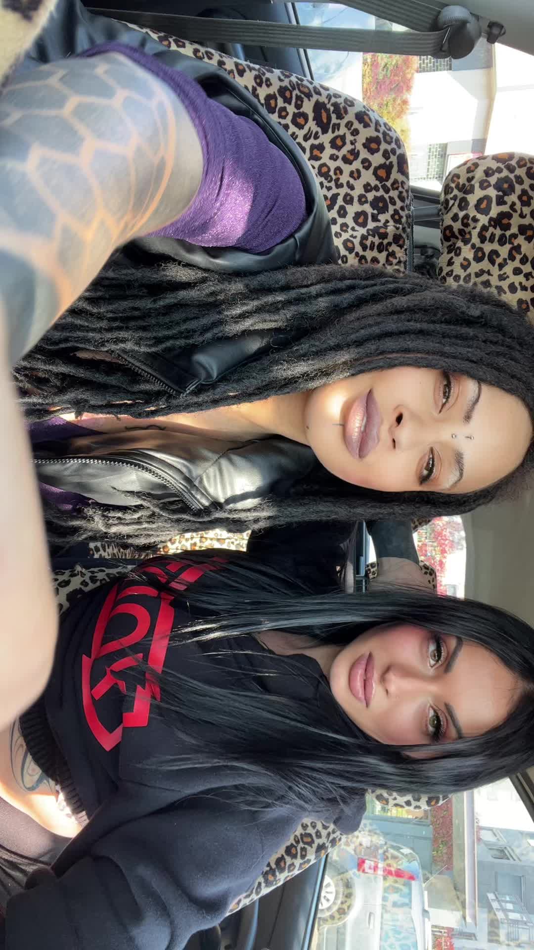 @Lady