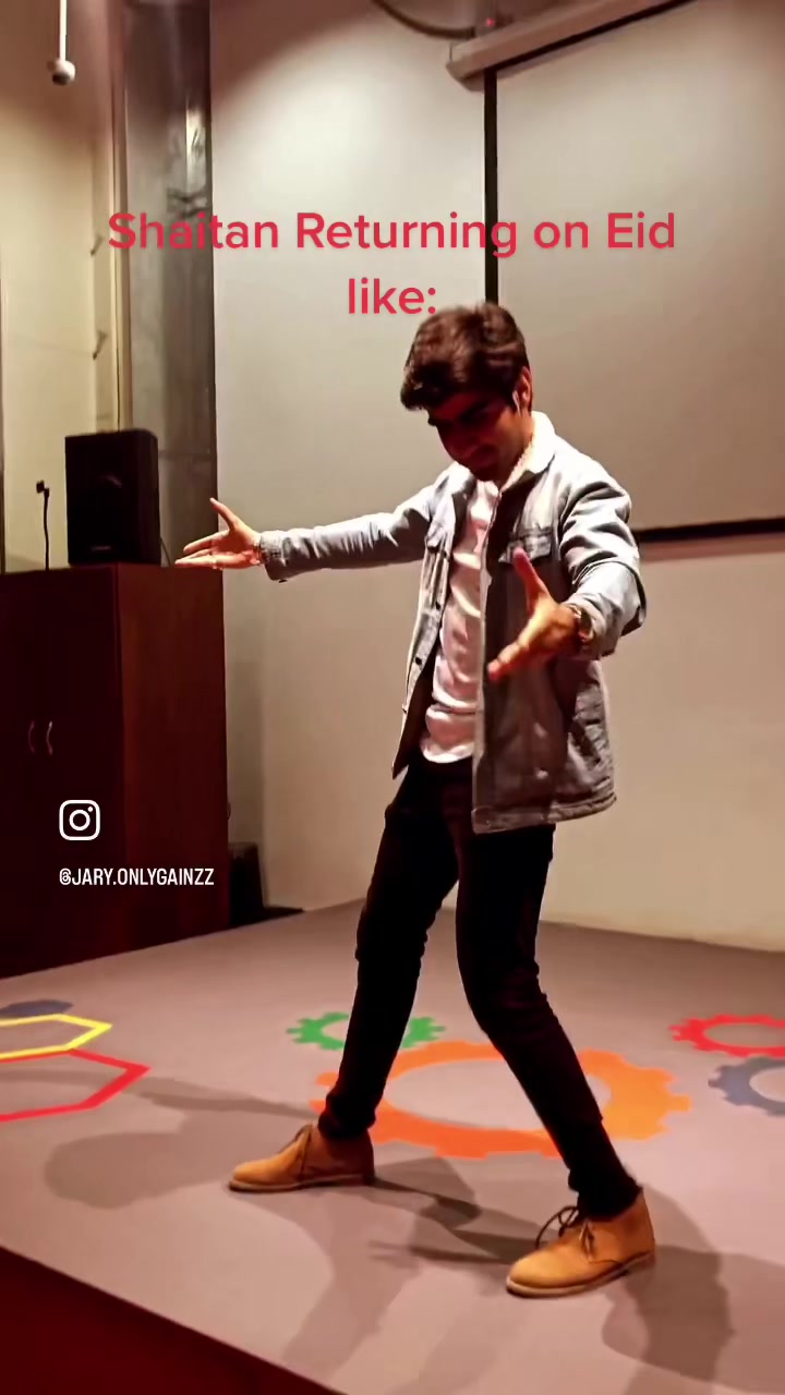 @Jari Zafar