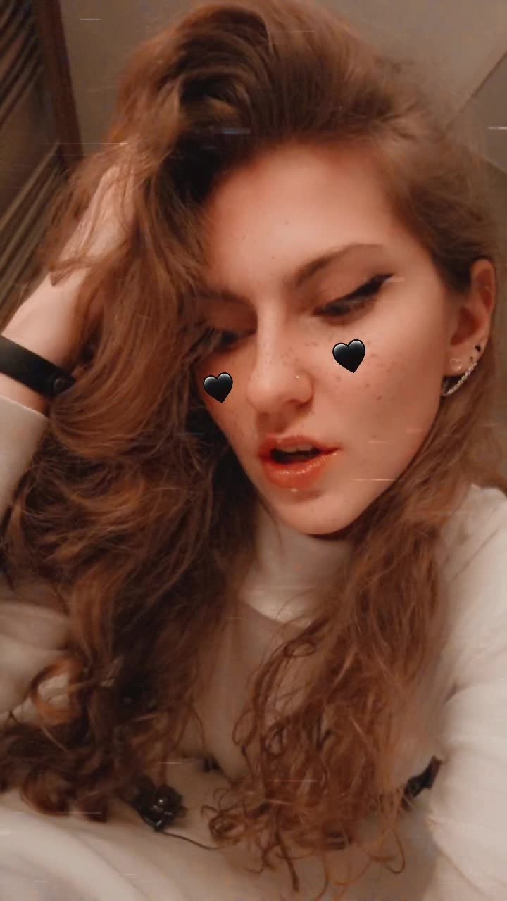 @L&ouml;win❀