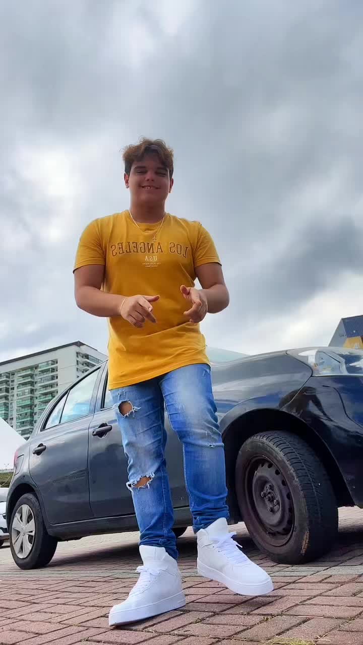 @felipebennett