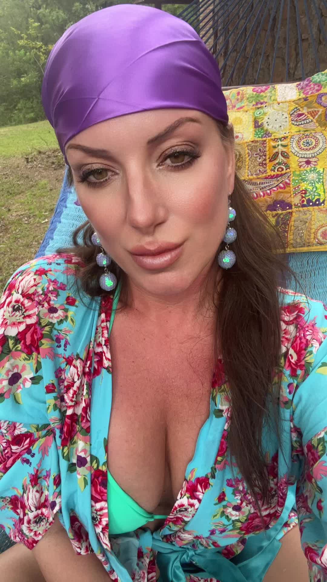 @Miss Jackie