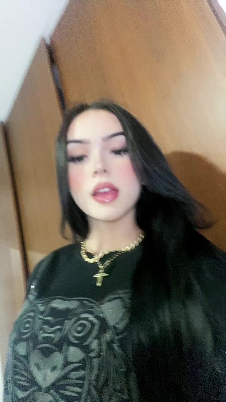 @𝑺𝒂𝒓𝒊𝒕𝒂🎀