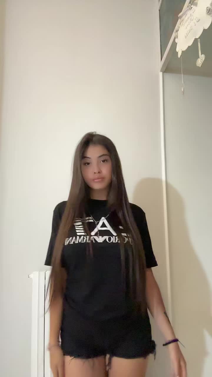 @_auroradauria_