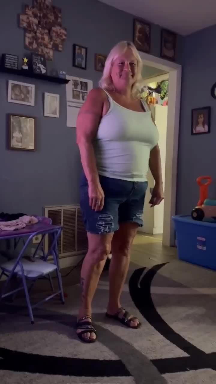 @Toni