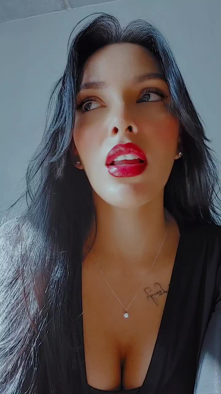 @moniquemullerofficial
