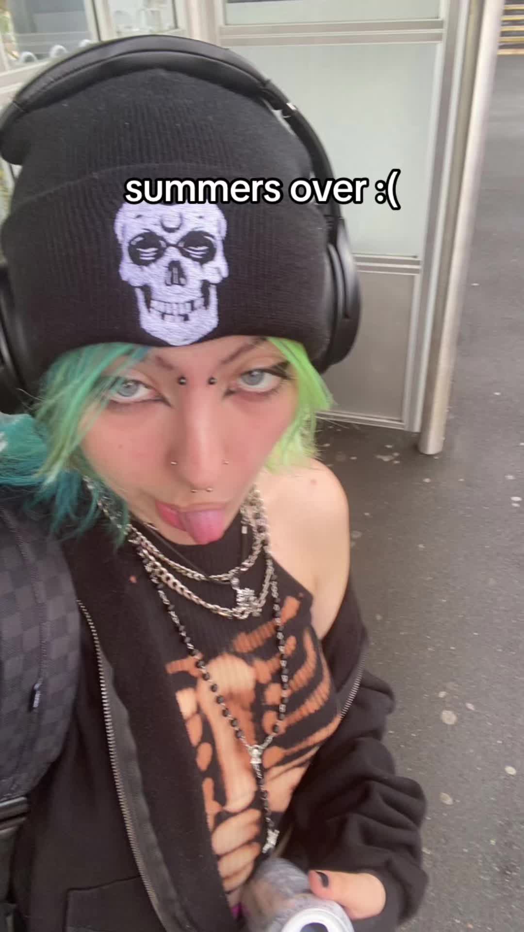 @Aphen🧟&zwj;♀️