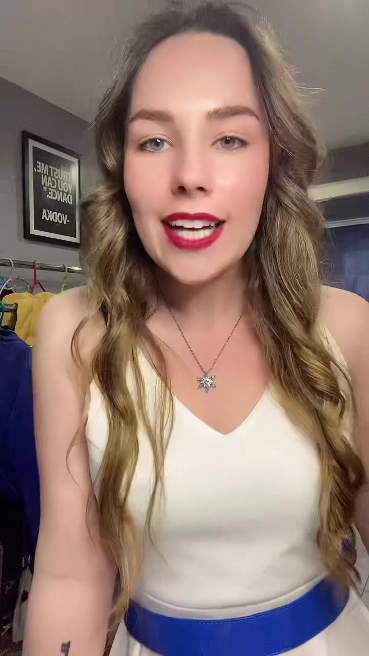 @Lacy_Passion