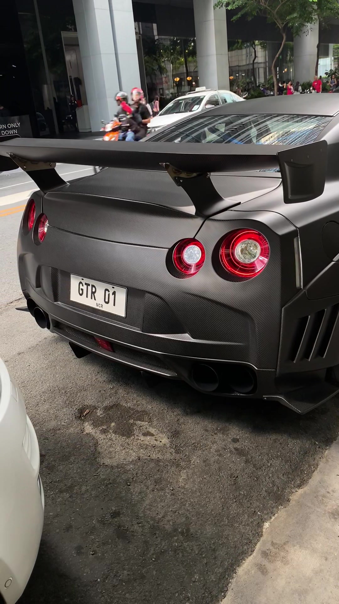 @Manila Exotics